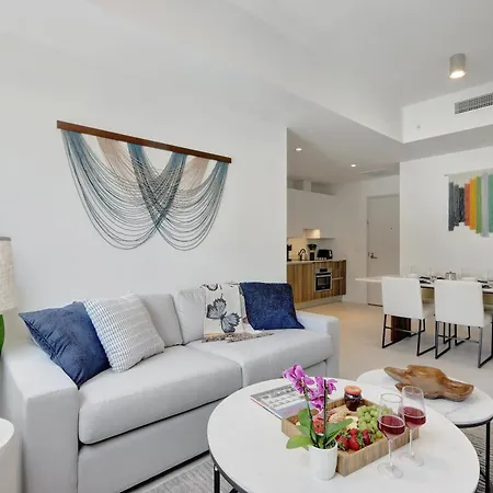 Skyline - Rooftop Pools, Spa, Walk To Downtown & Brickell